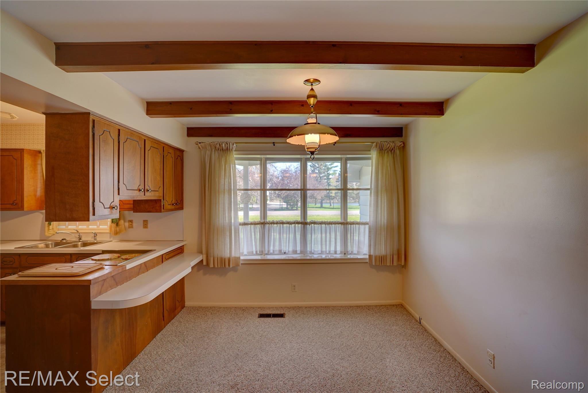 4134 Calkins Road Flint, MI 48532 - Photo 19 of 44 4134 Calkins Road 29.jpg