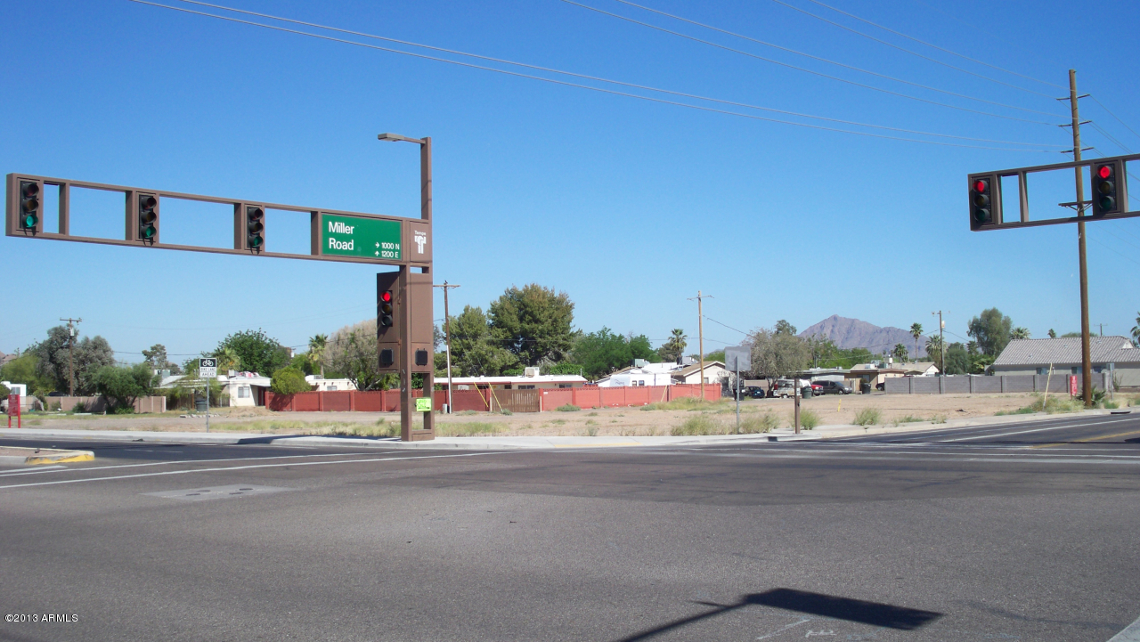 1120 North Miller Road, Unit 254 Tempe, AZ 85288 - Photo 4 of 11 100_1807