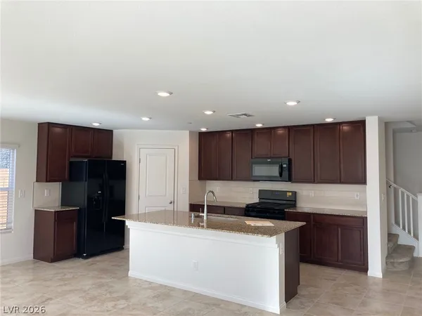 $2,600 | 8423 Vulturo Avenue, Las Vegas, NV 89149