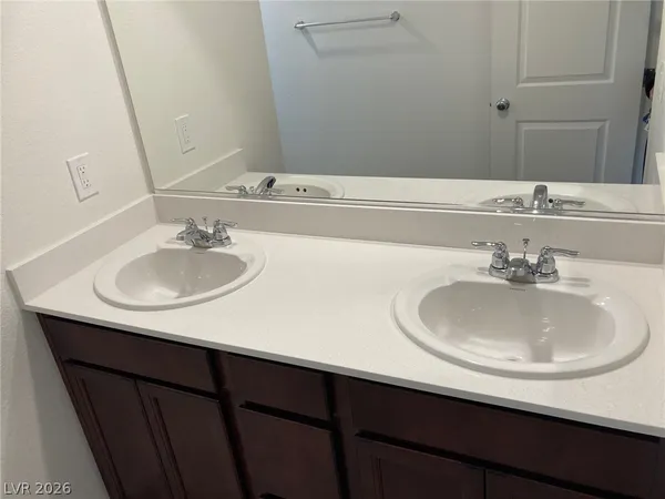 $2,600 | 8423 Vulturo Avenue, Las Vegas, NV 89149