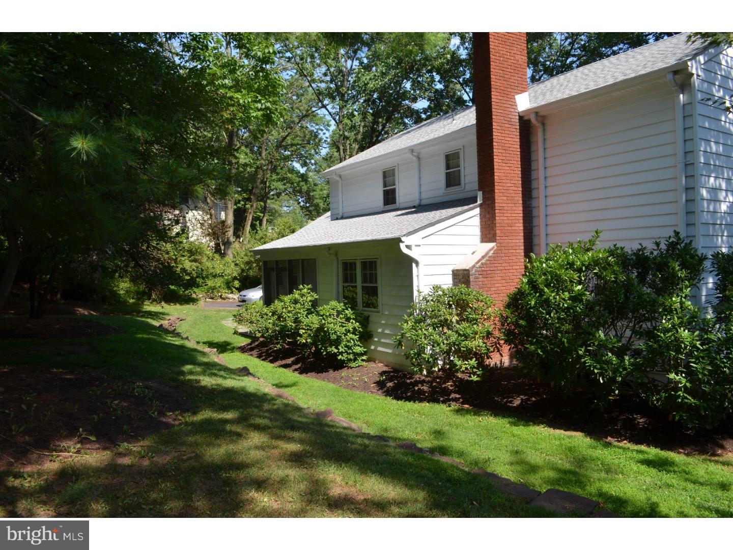 20 Seven Oaks Lane Ewing, NJ 08628 - Photo 14 of 15 Exterior Back