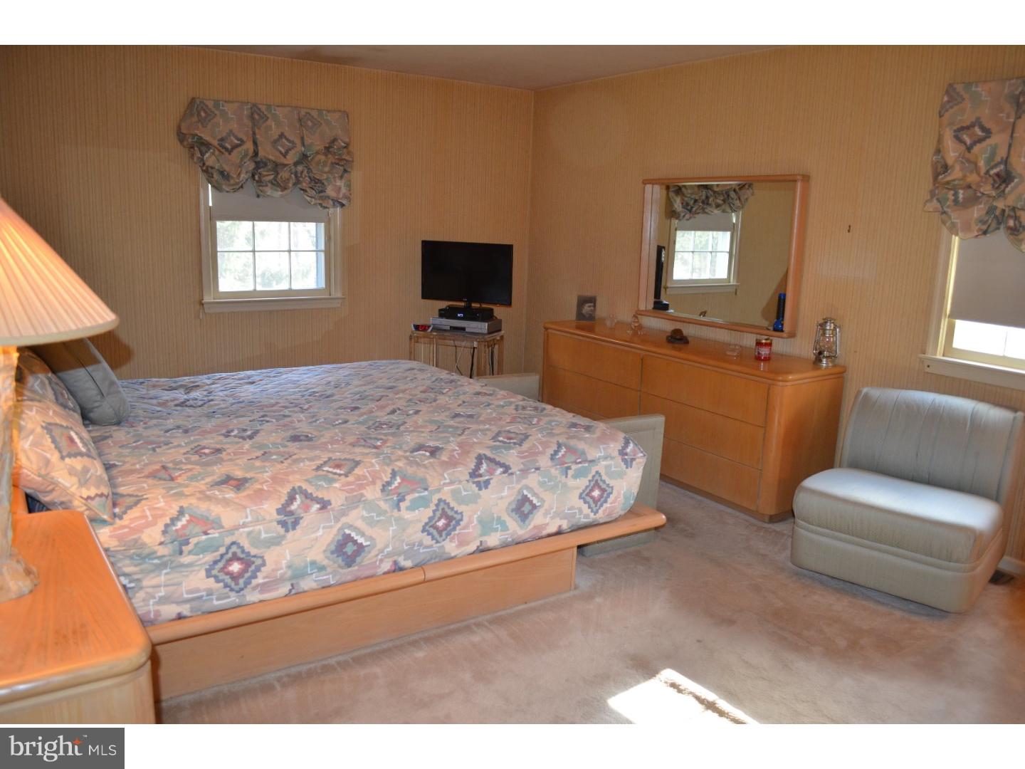 20 Seven Oaks Lane Ewing, NJ 08628 - Photo 7 of 15 Master Bedroom