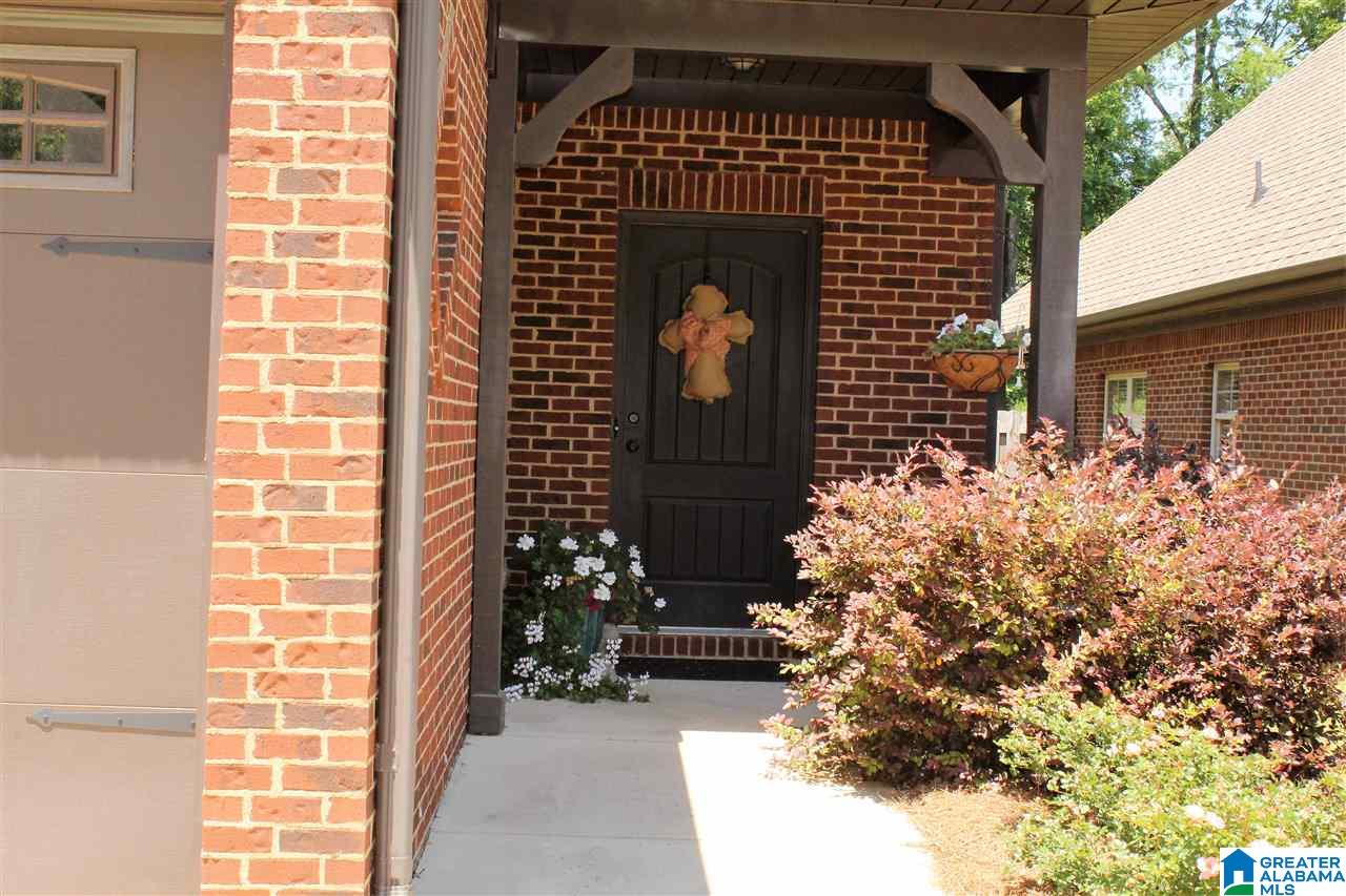 331 Kingston Circle Birmingham, AL 35211 - Photo 3 of 30