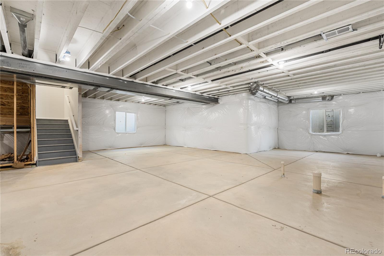 1250 Bridgefield Road Castle Pines, CO 80108 - Photo 32 of 33 a view of a garage