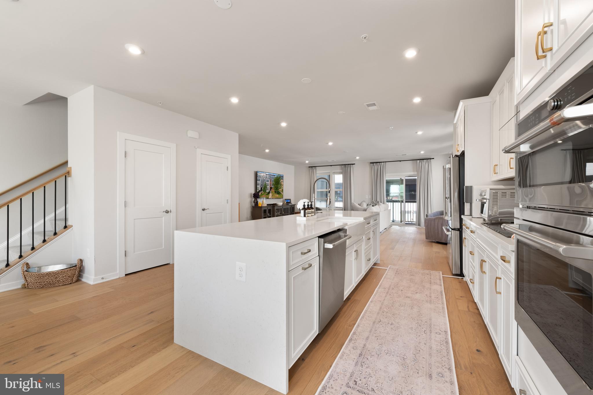 4138 Legato Road, Unit 50 Fairfax, VA 22033 - Photo 6 of 35 Gallery Image 6