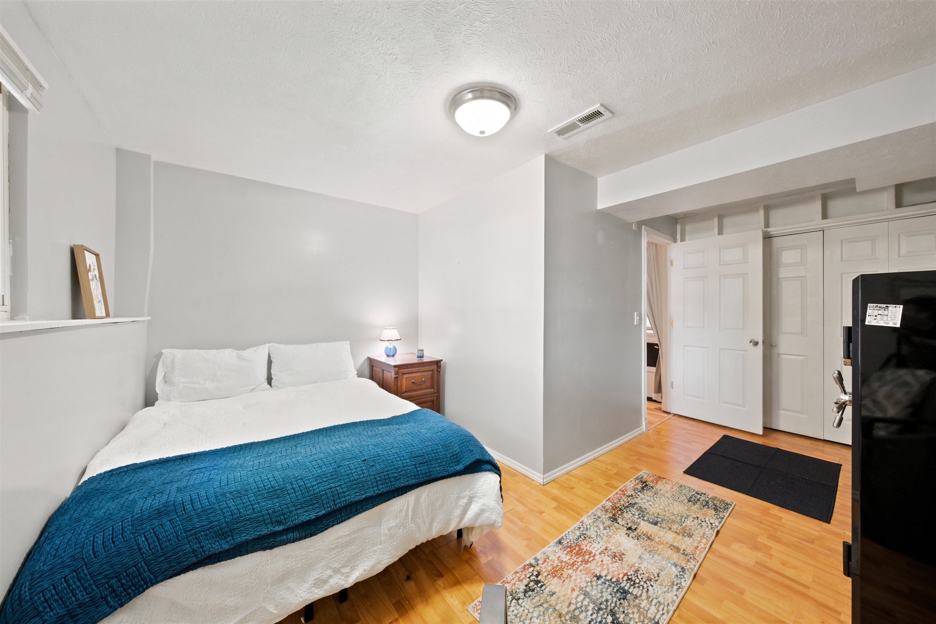 3313 Maple Street Traverse City, MI 49684 - Photo 34 of 47 1947154-d776969f-1033-4d2d-bfe1-b36fe7da0ec8.JPG