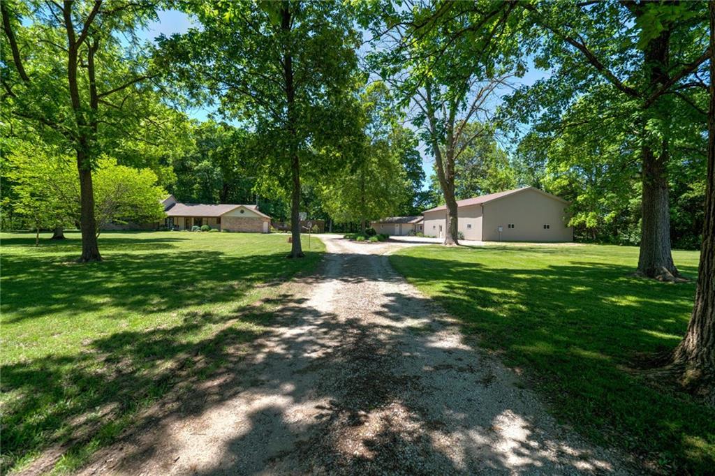 11380 Lake Valley Road Monrovia, IN 46157 - Photo 5 of 55 Gallery Image 5