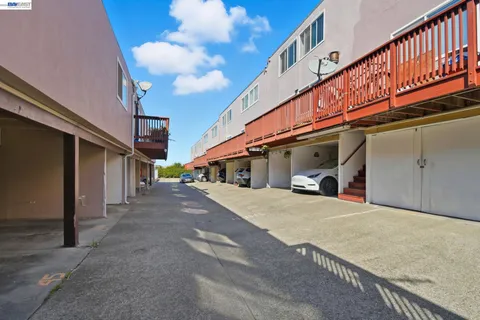 $499,888 | 576 Sylvan Street, Unit 20, Daly City, CA 94014