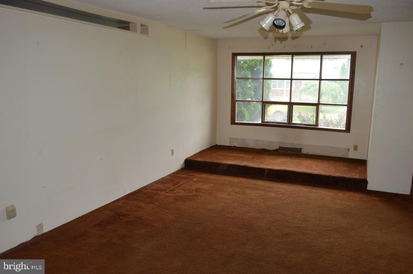 3 Cove Road Penns Grove, NJ 08069 - Photo 9 of 13 Gallery Image 9