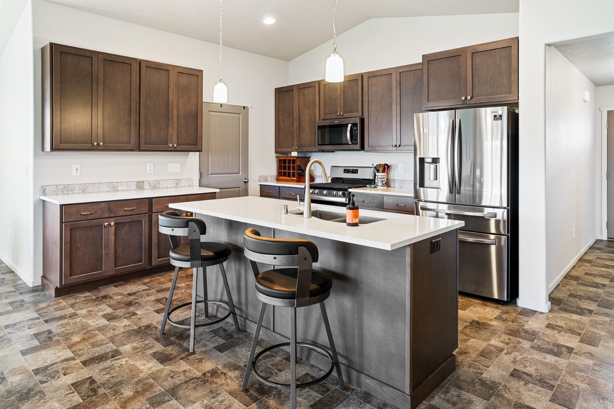 6718 Chumani Road Cheney, WA 99004 - Photo 5 of 25