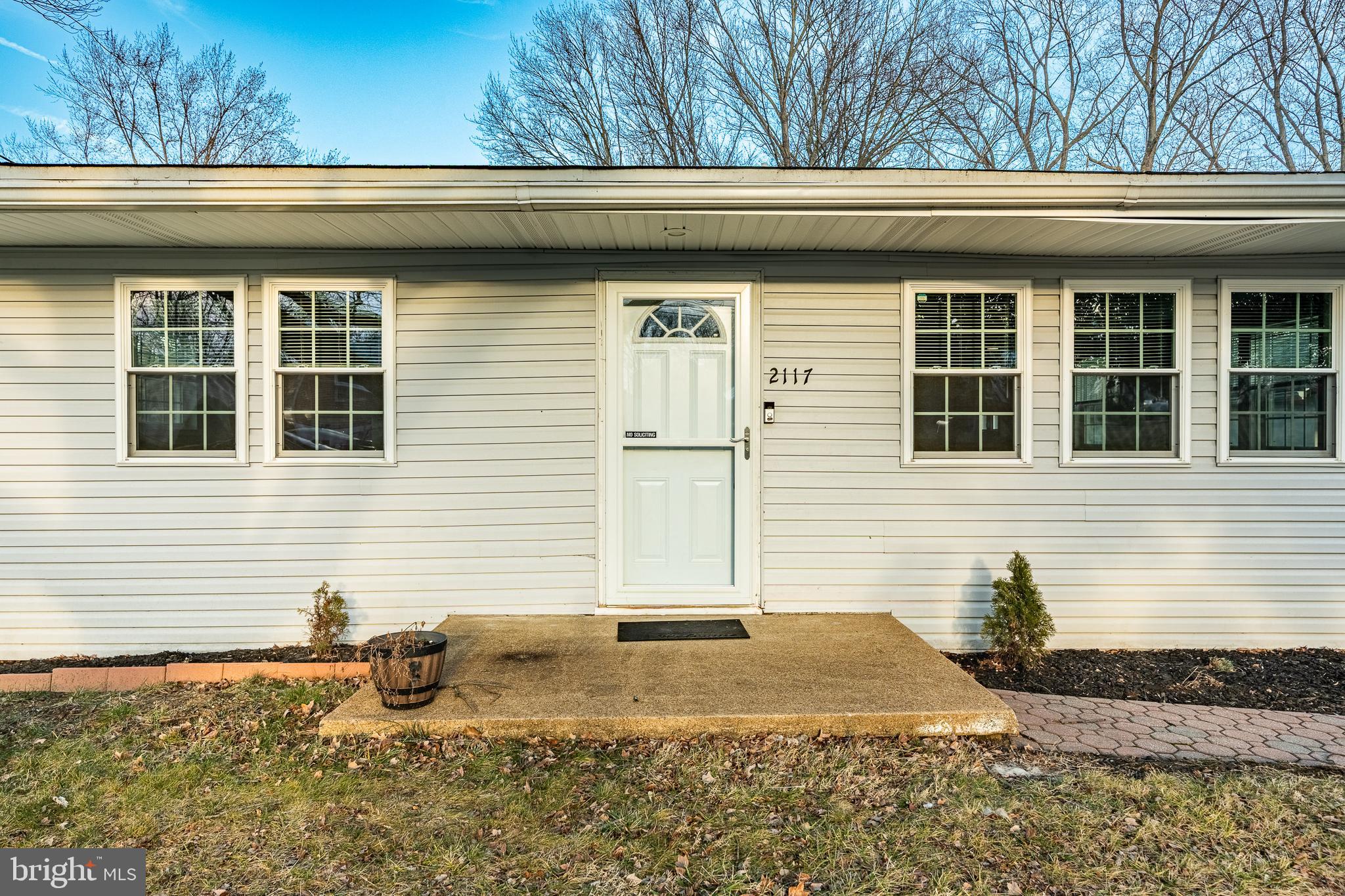2117 Locust Street Upper Chichester, PA 19061 - Photo 2 of 35