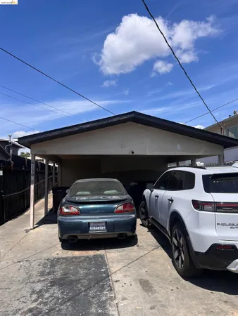 $430,000 | 6230 Hayes Street, Oakland, CA 94621