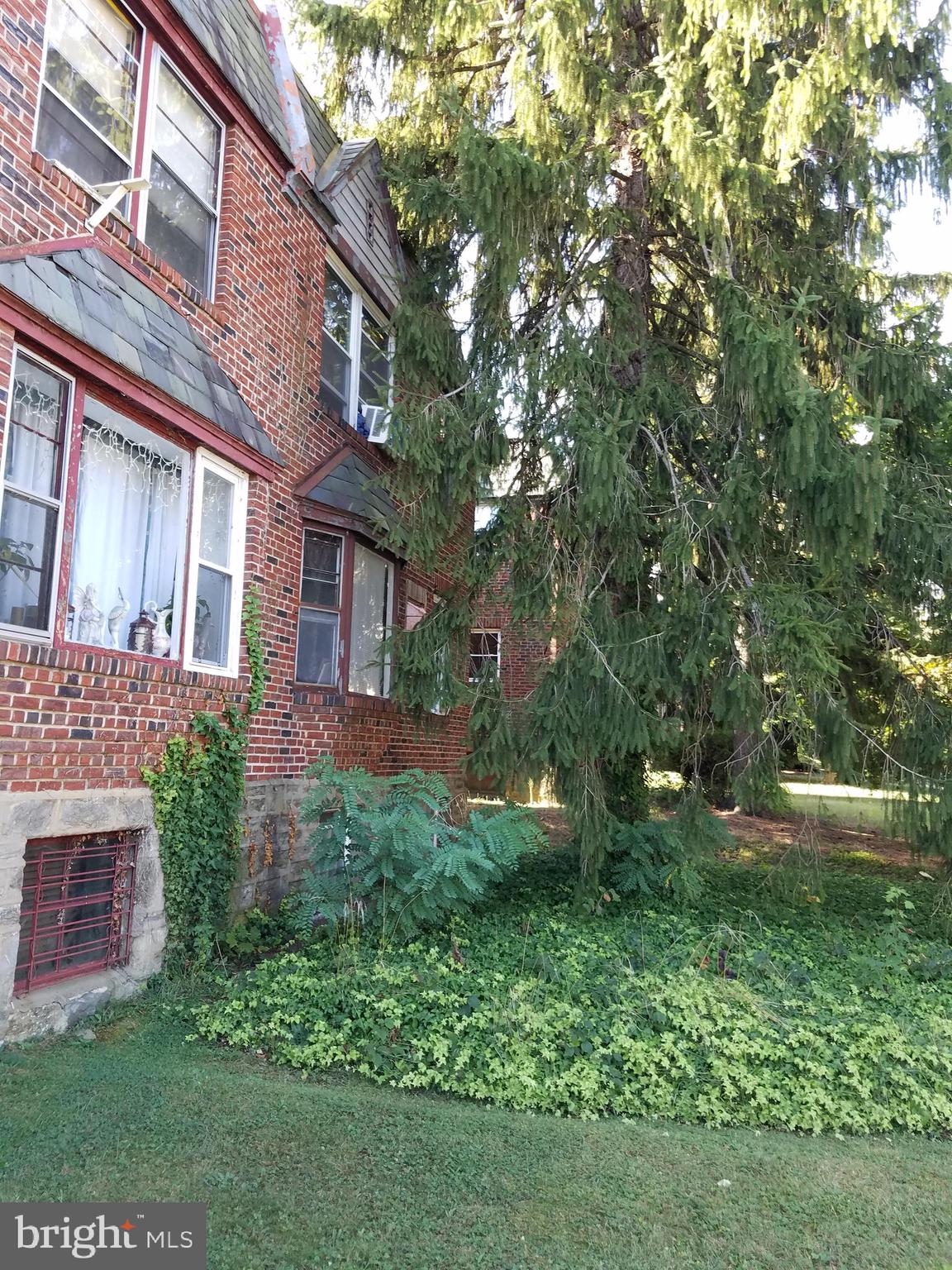 912 Vernon Road Philadelphia, PA 19150 - Photo 1 of 27 Gallery Image 1