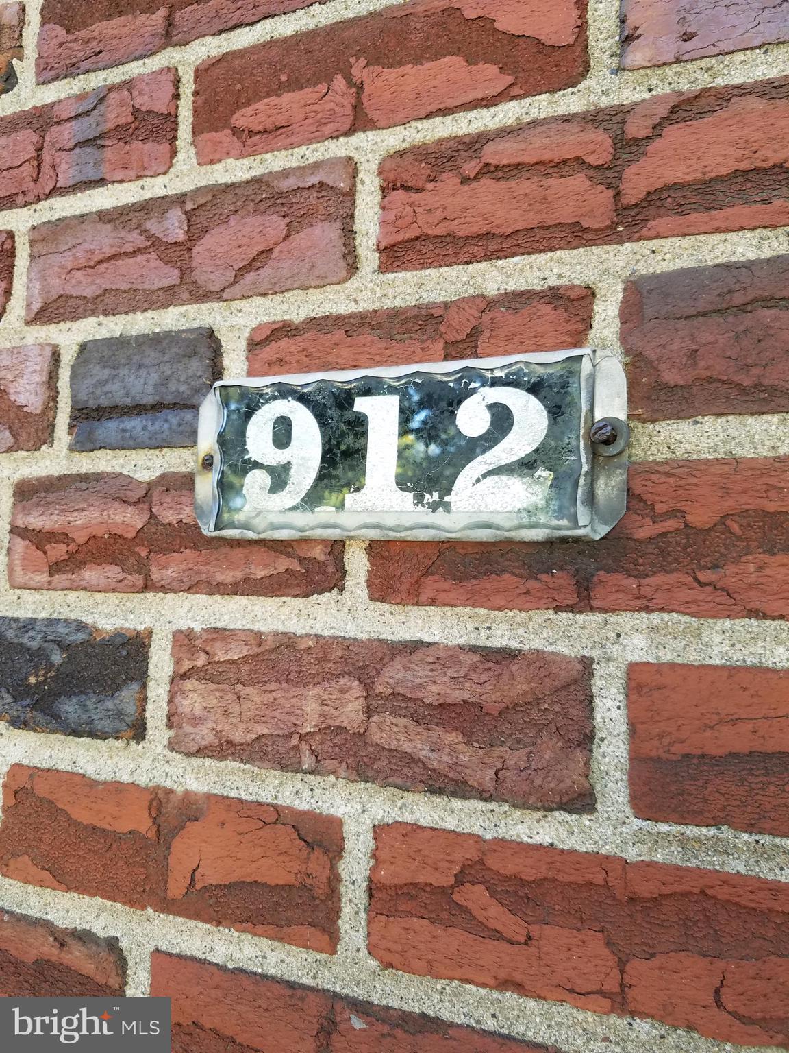 912 Vernon Road Philadelphia, PA 19150 - Photo 3 of 27 Gallery Image 3