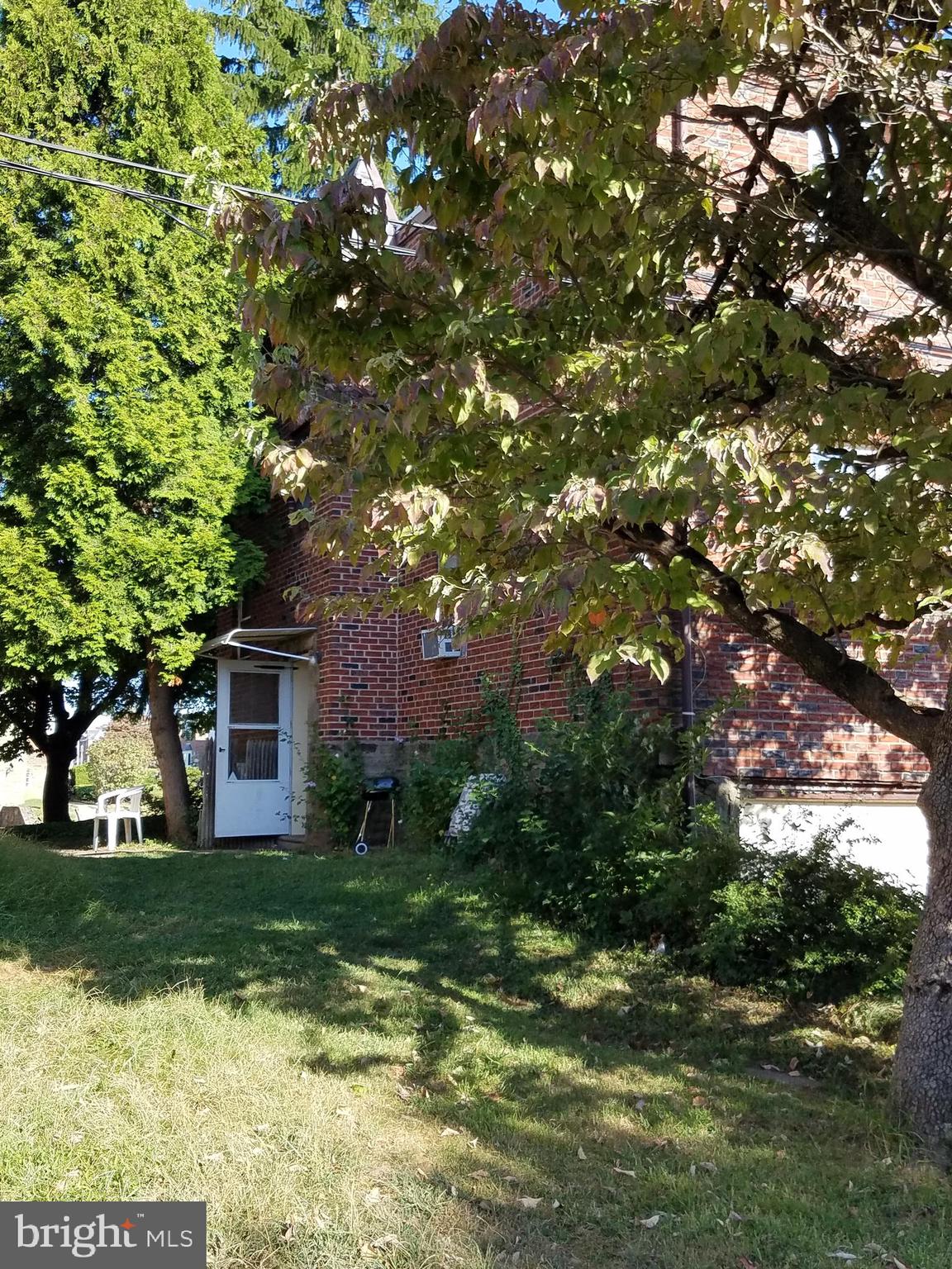 912 Vernon Road Philadelphia, PA 19150 - Photo 8 of 27 Gallery Image 8