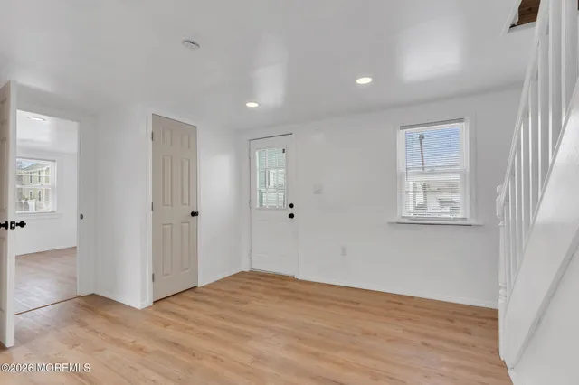 $3,150 | 12 Main Street, Unit B, Englishtown, NJ 07726