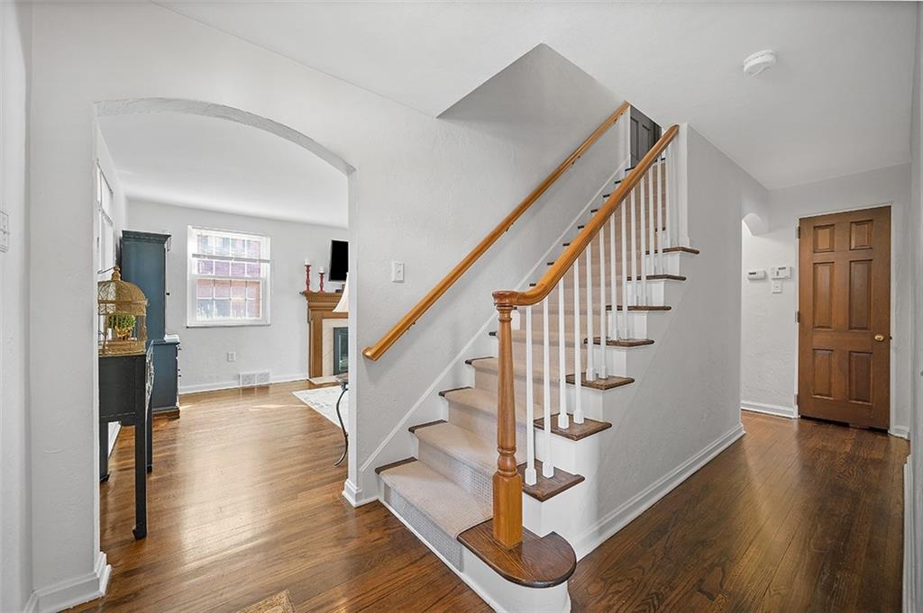 302 Sleepy Hollow Road Pittsburgh, PA 15228 - Photo 4 of 48 Gallery Image 4