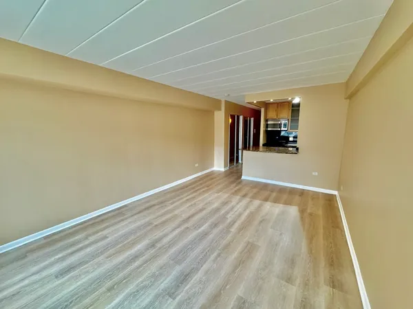 $125,000 | 5616 North Kenmore Avenue, Unit 2E, Chicago, IL 60660