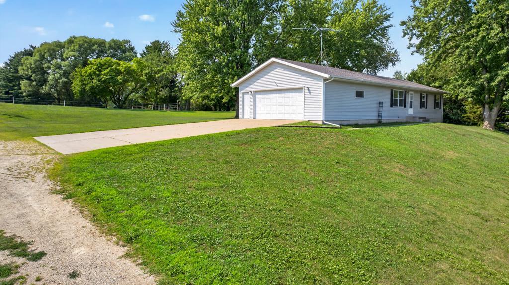 7559 Safari Court Northwest Rochester, MN 55901 - Photo 60 of 62 Gallery Image 60