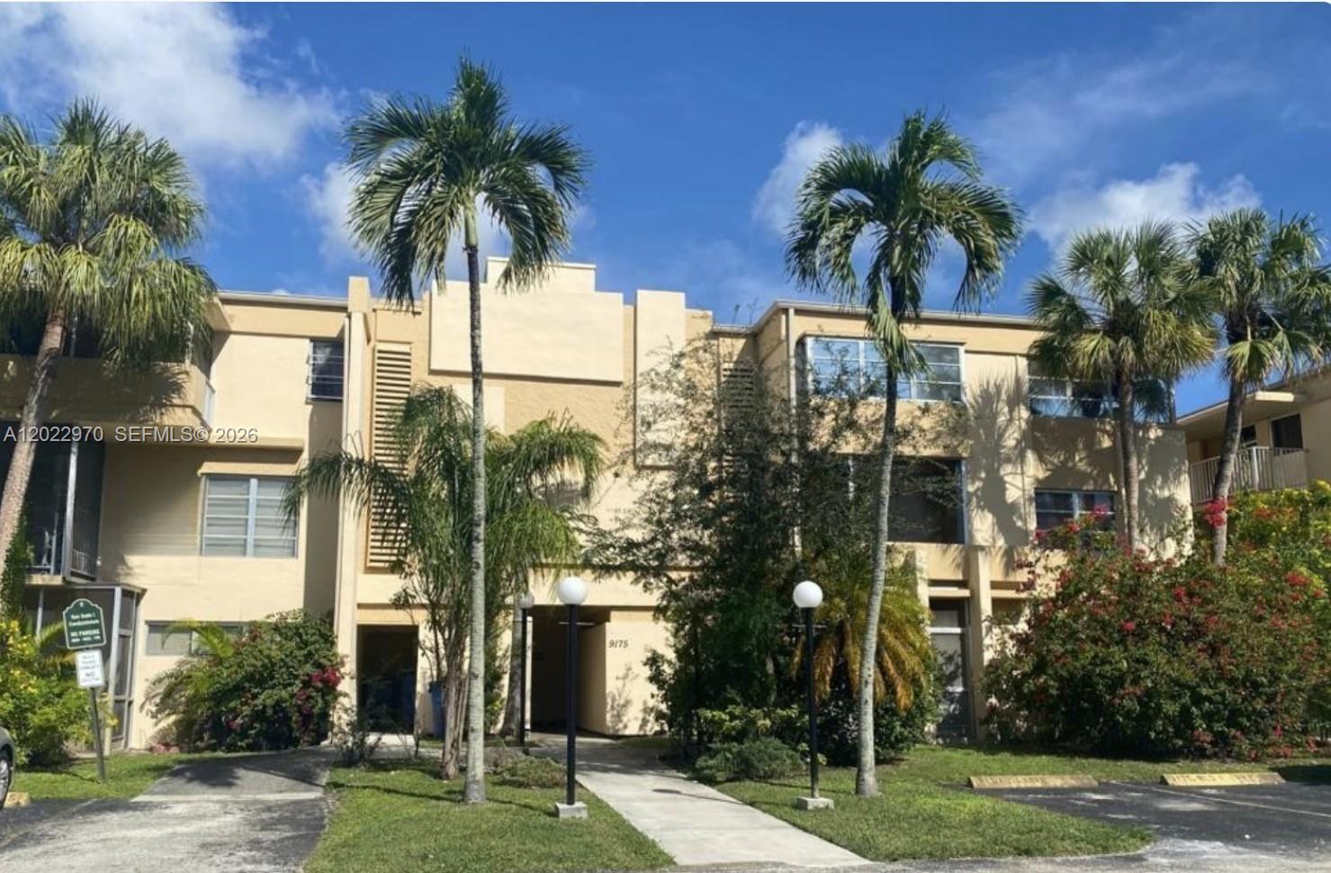9175 Southwest 77th Avenue, Unit 108 Miami, FL 33156 - Photo 3 of 15