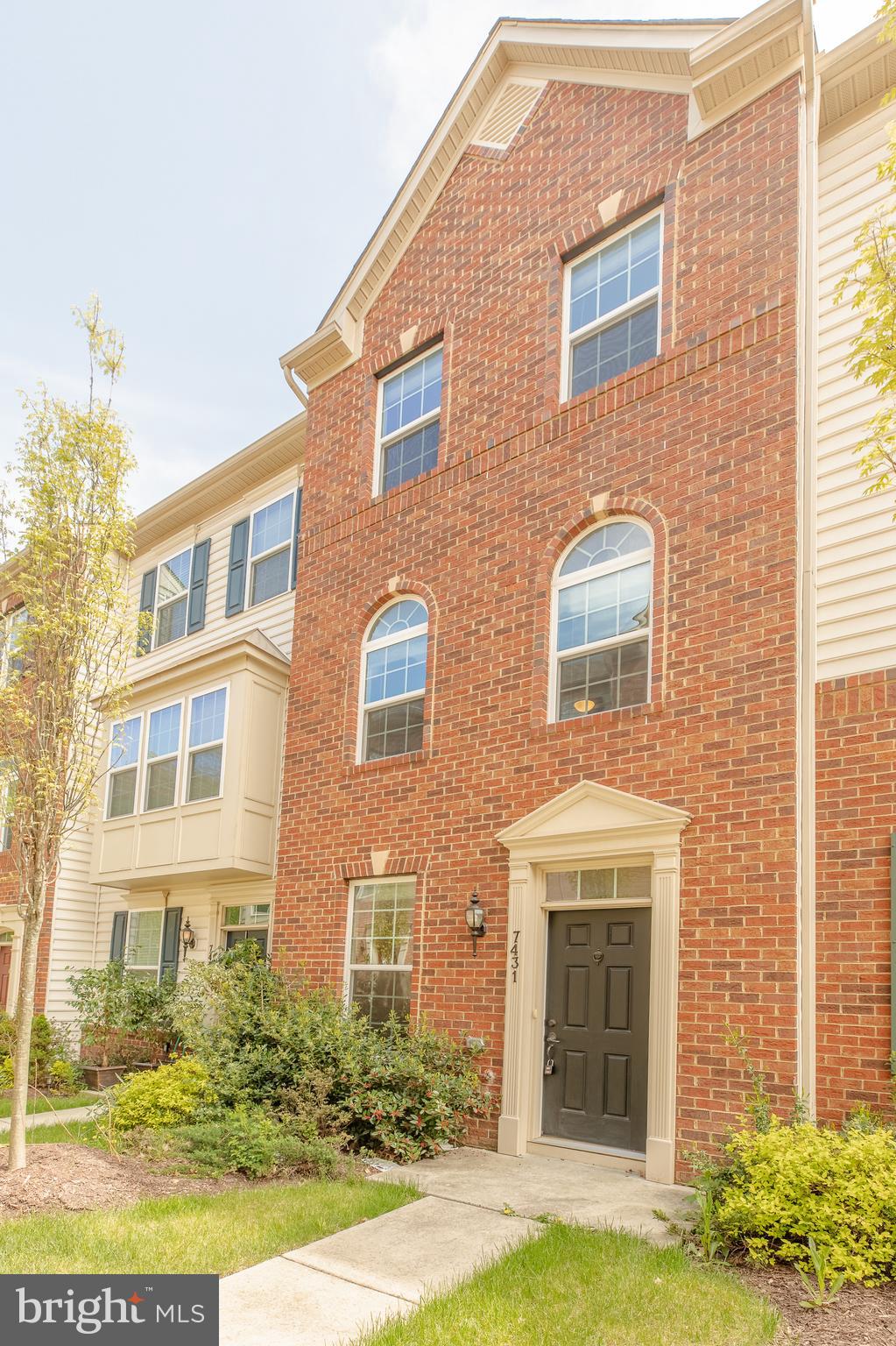 7431 Rigby Place Elkridge, MD 21075 - Photo 2 of 21 Gallery Image 2