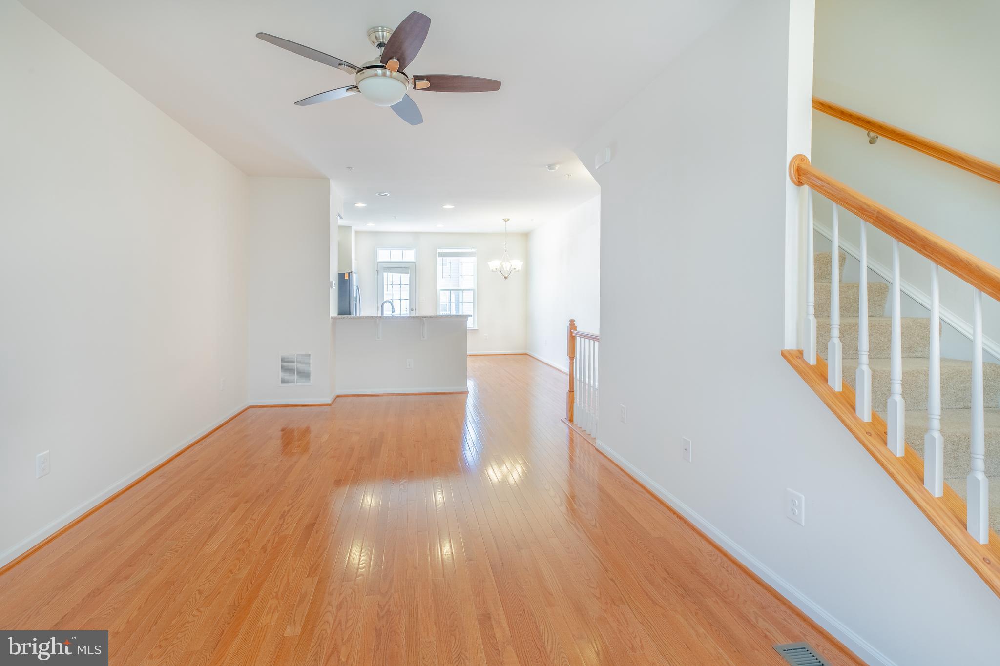 7431 Rigby Place Elkridge, MD 21075 - Photo 3 of 21 Gallery Image 3