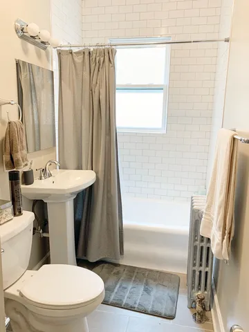 $1,225 | 1921 Grove Avenue, Unit 37, Berwyn, IL 60402