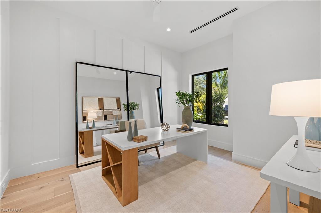 850 10th Street North Naples, FL 34102 - Photo 22 of 50 Office or 2nd bedroom