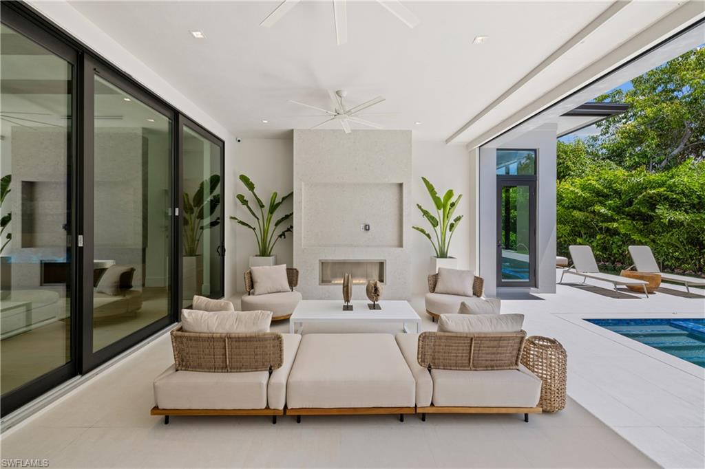 850 10th Street North Naples, FL 34102 - Photo 26 of 50