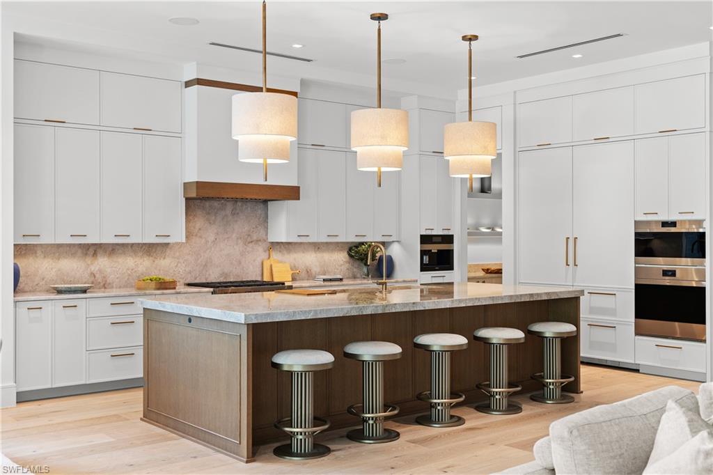 850 10th Street North Naples, FL 34102 - Photo 4 of 50 Expansive chef’s kitchen