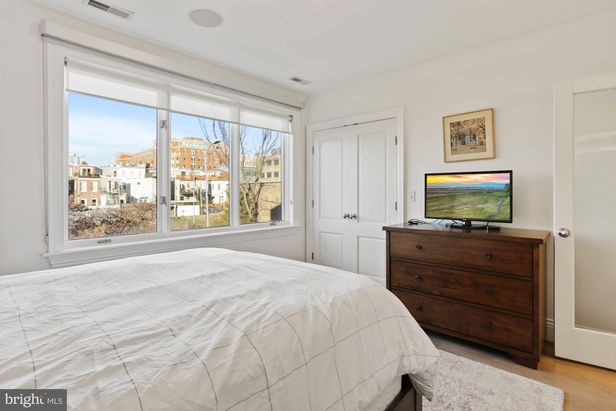 1916 12th Street Northwest, Unit 2 Washington, DC 20009 - Photo 14 of 29