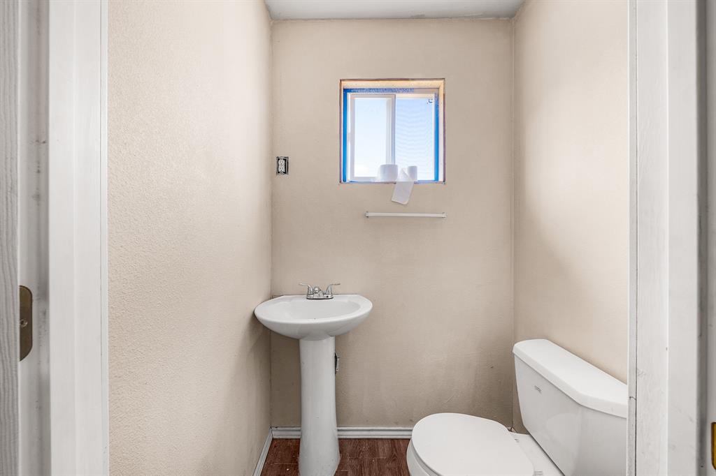 508 Smith Street Como, TX 75431 - Photo 15 of 19