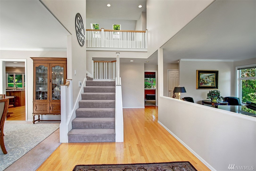 17525 190th Avenue Southeast Renton, WA 98058 - Photo 2 of 25 Gallery Image 2