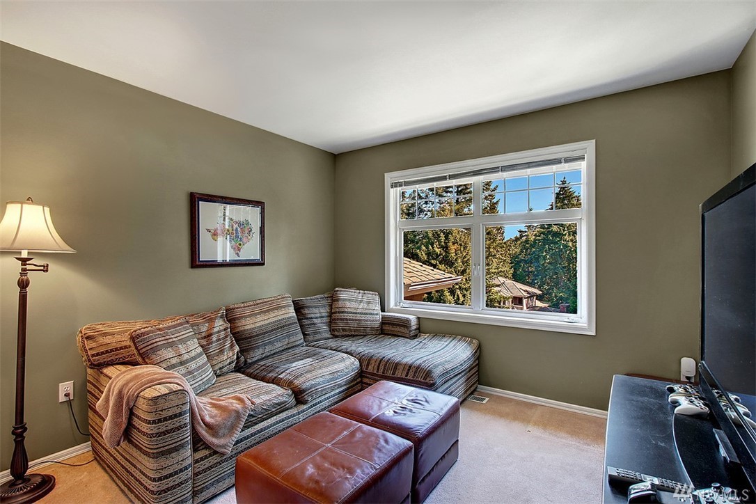 17525 190th Avenue Southeast Renton, WA 98058 - Photo 18 of 25 Gallery Image 18