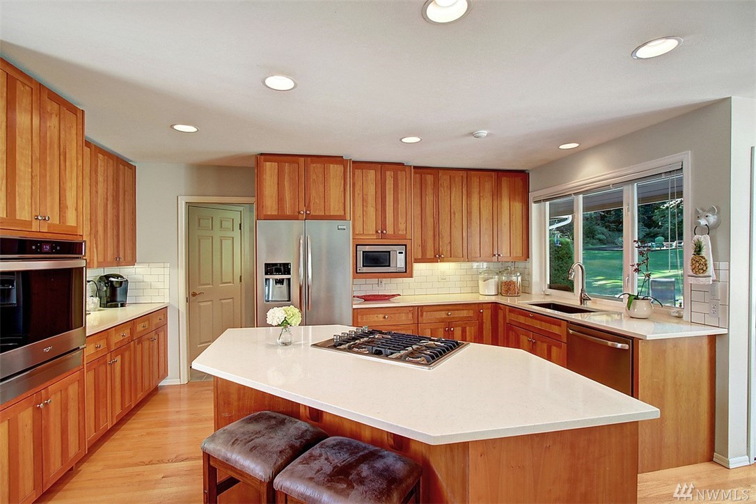 17525 190th Avenue Southeast Renton, WA 98058 - Photo 5 of 25 Gallery Image 5