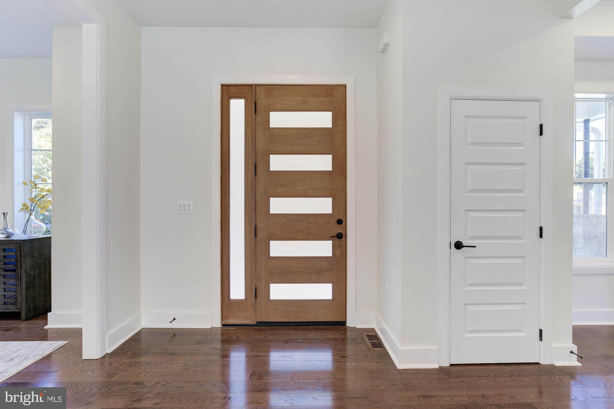 5802 Wilmett Road Bethesda, MD 20817 - Photo 11 of 33