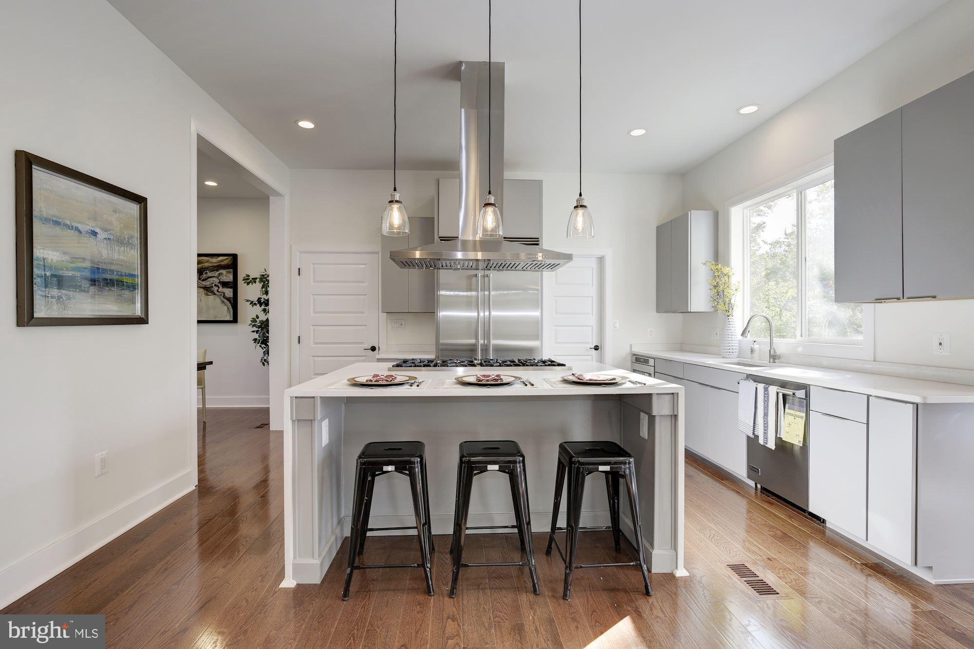 5802 Wilmett Road Bethesda, MD 20817 - Photo 13 of 33