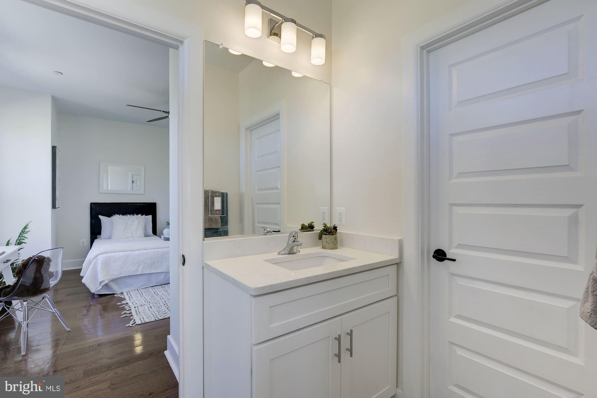 5802 Wilmett Road Bethesda, MD 20817 - Photo 17 of 33