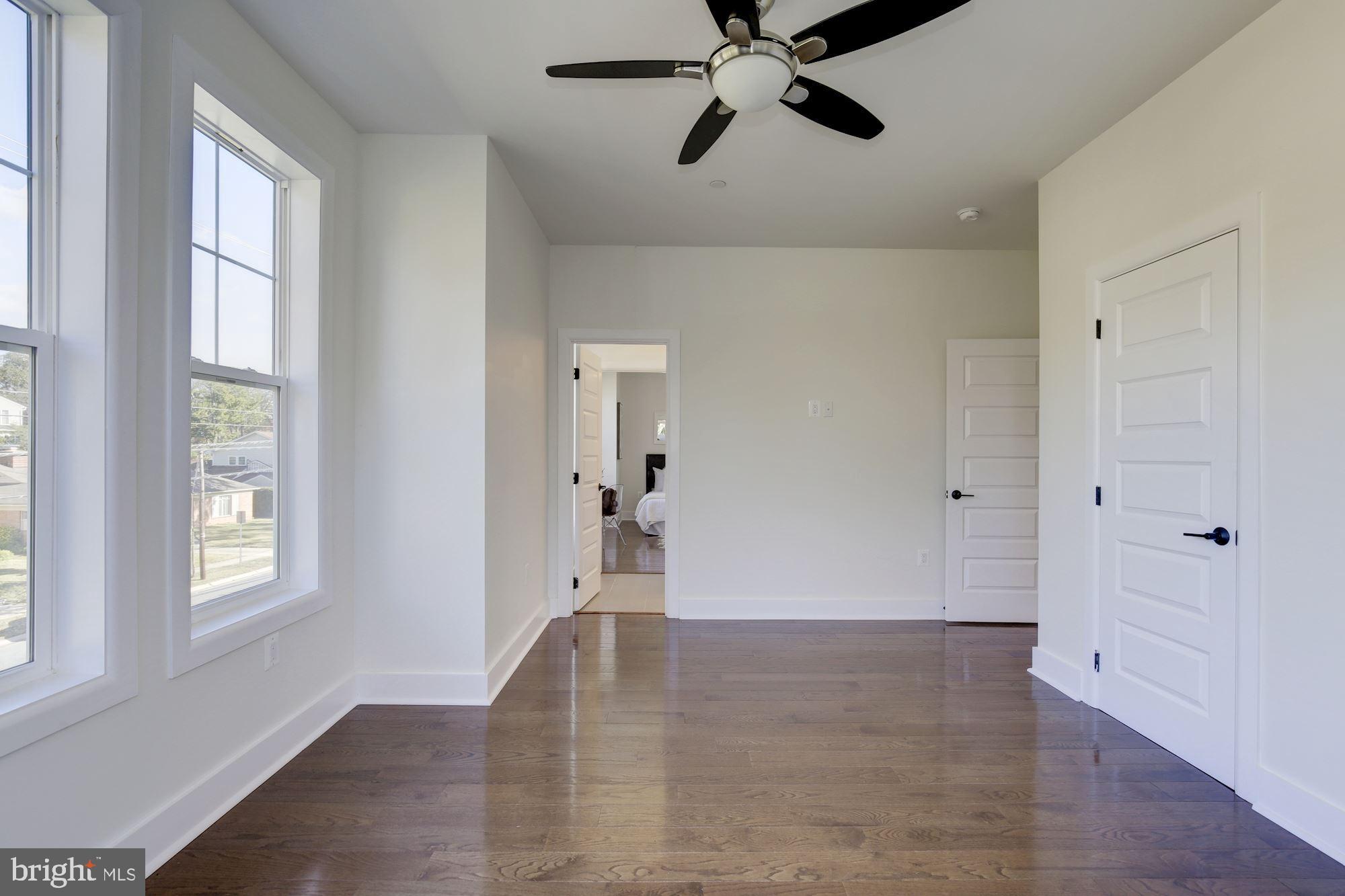 5802 Wilmett Road Bethesda, MD 20817 - Photo 18 of 33