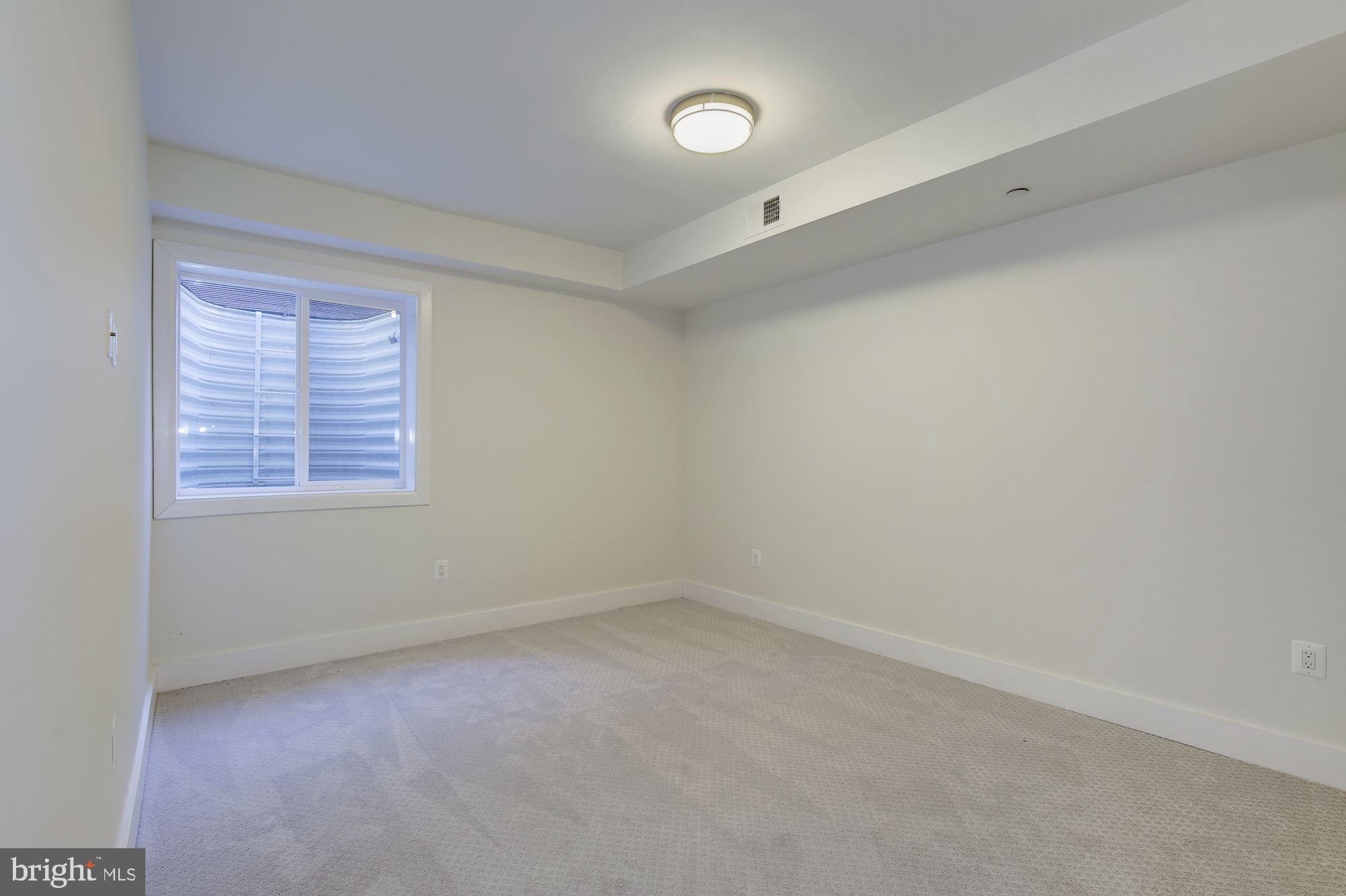 5802 Wilmett Road Bethesda, MD 20817 - Photo 27 of 33