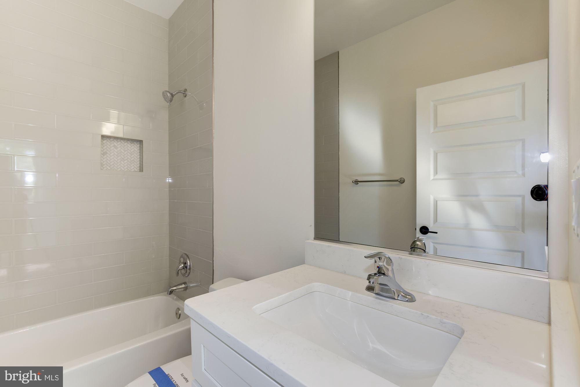 5802 Wilmett Road Bethesda, MD 20817 - Photo 29 of 33