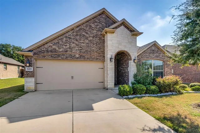 $2,300 | 3108 Dominion Street, Denton, TX 76209