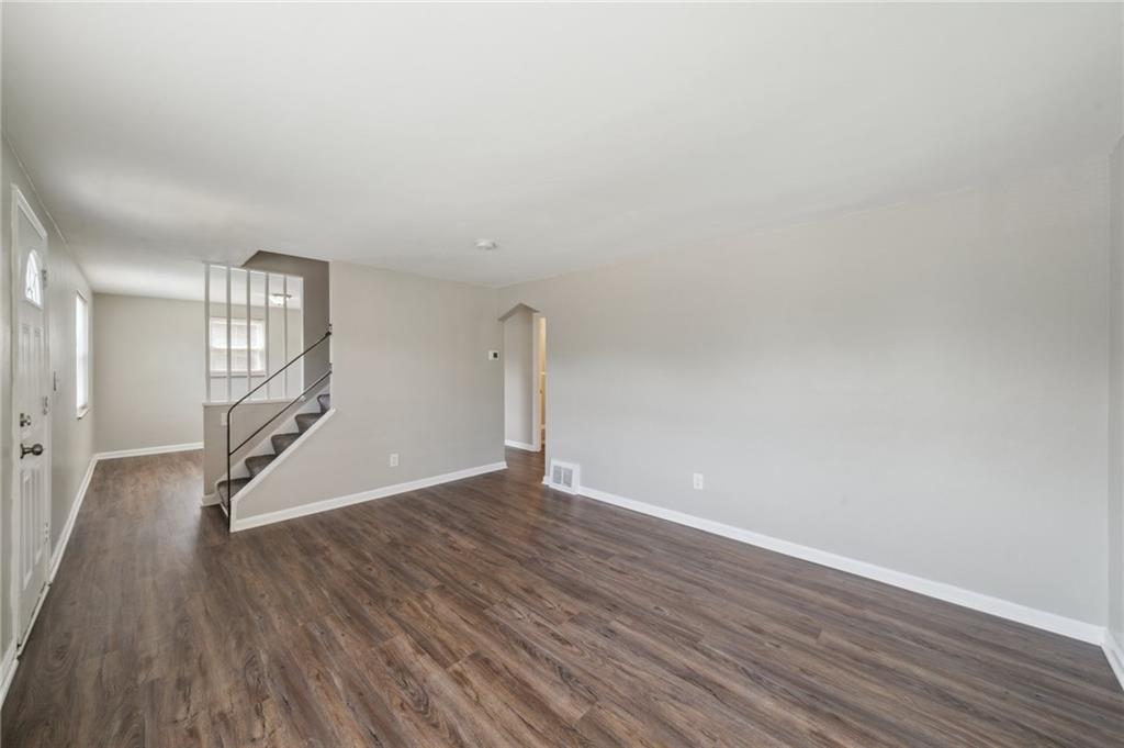 13 Hardwood Road Pittsburgh, PA 15235 - Photo 8 of 27 Gallery Image 8