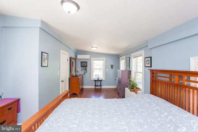 $449,900 | 54 Brunswick Avenue, Lambertville, NJ 08530