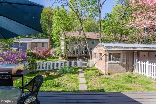 $449,900 | 54 Brunswick Avenue, Lambertville, NJ 08530