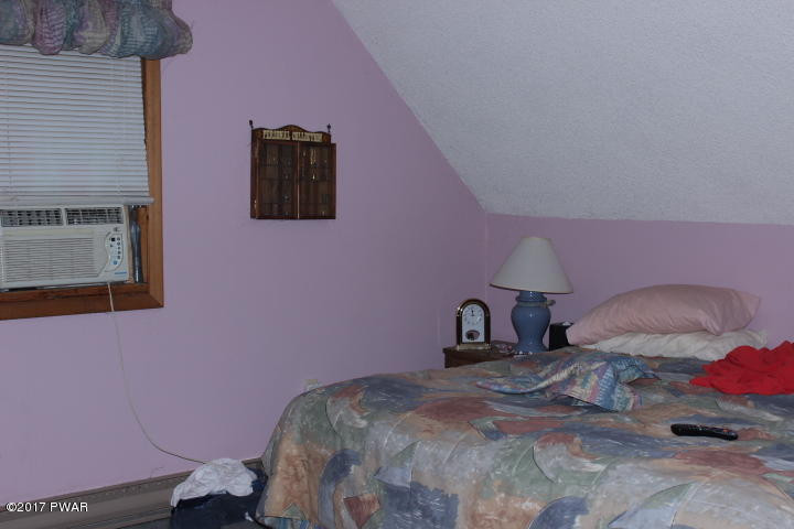 1112 Mustang Road Lake Ariel, PA 18436 - Photo 3 of 14 bedroom 2