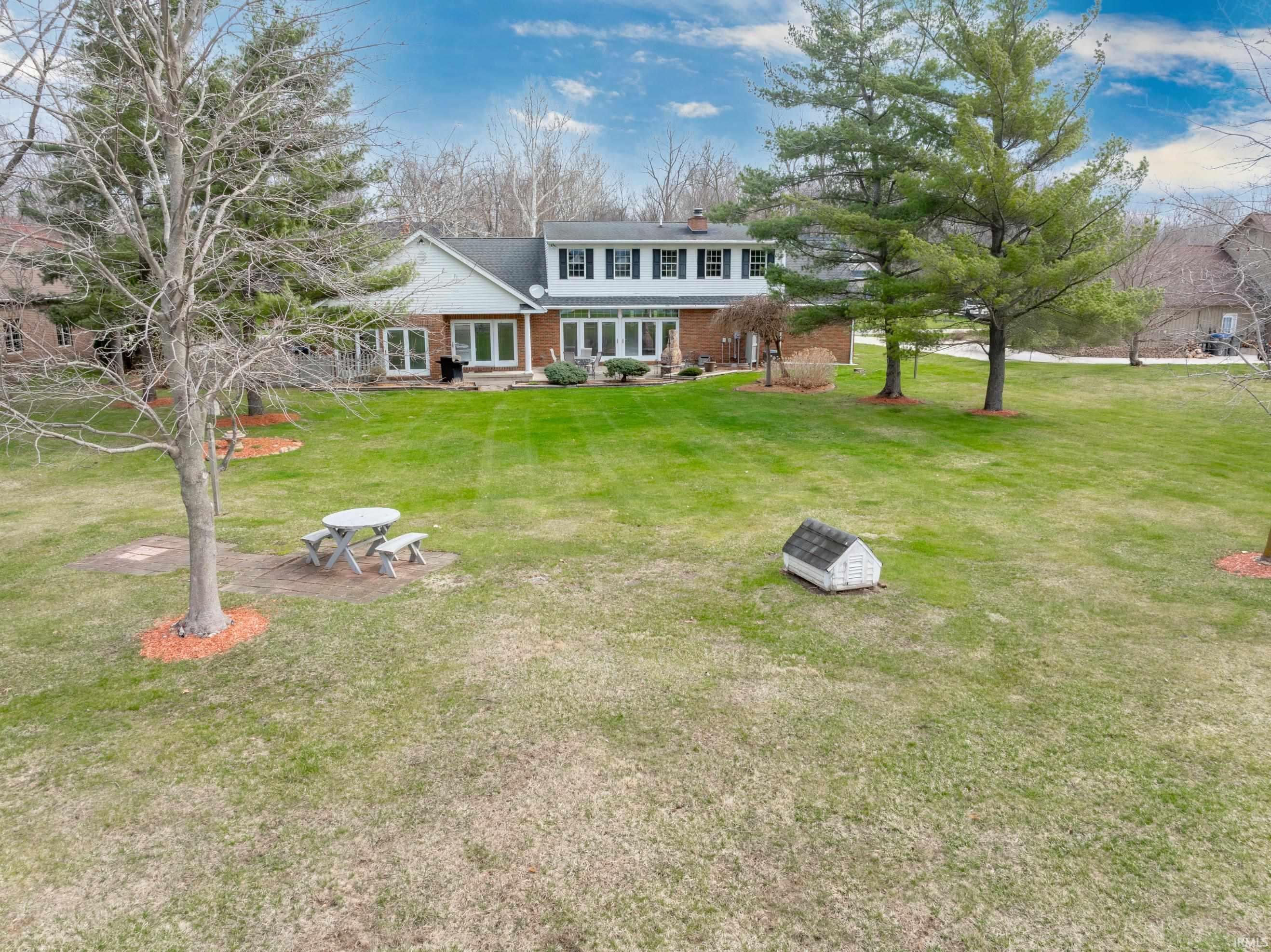 2817 East Prestwick Road Winona Lake, IN 46590 - Photo 6 of 36