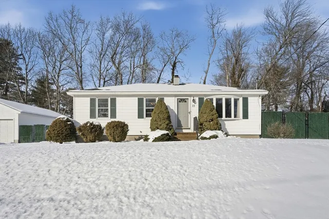 $525,000 | 23 Gail Drive, Holden, MA 01520