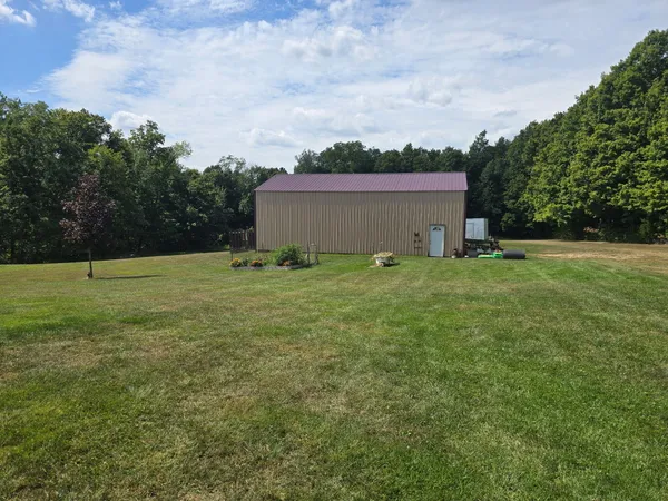 $399,900 | 983 Moore Road, Quincy, MI 49082