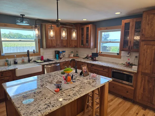 $399,900 | 983 Moore Road, Quincy, MI 49082
